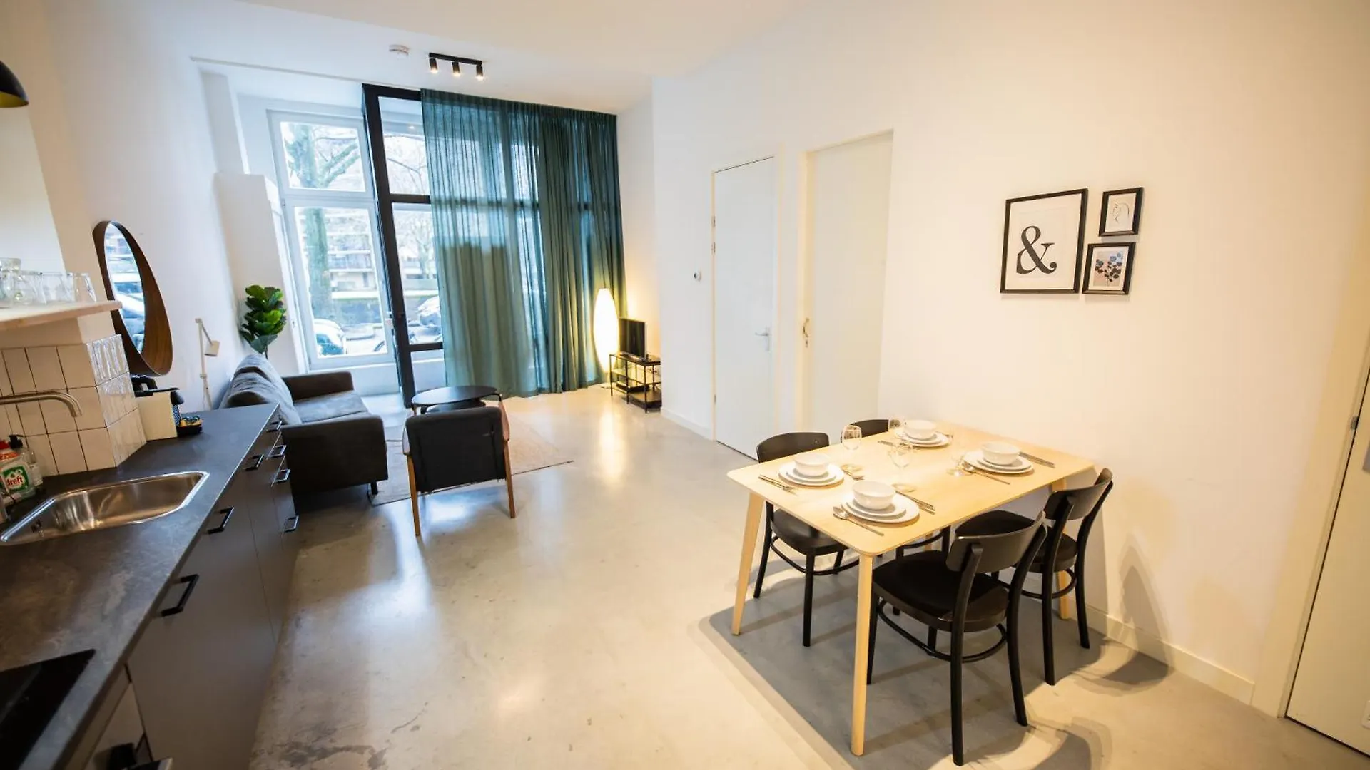 Lh - Lk Two-Bedroom Apartments Rotterdam Netherlands