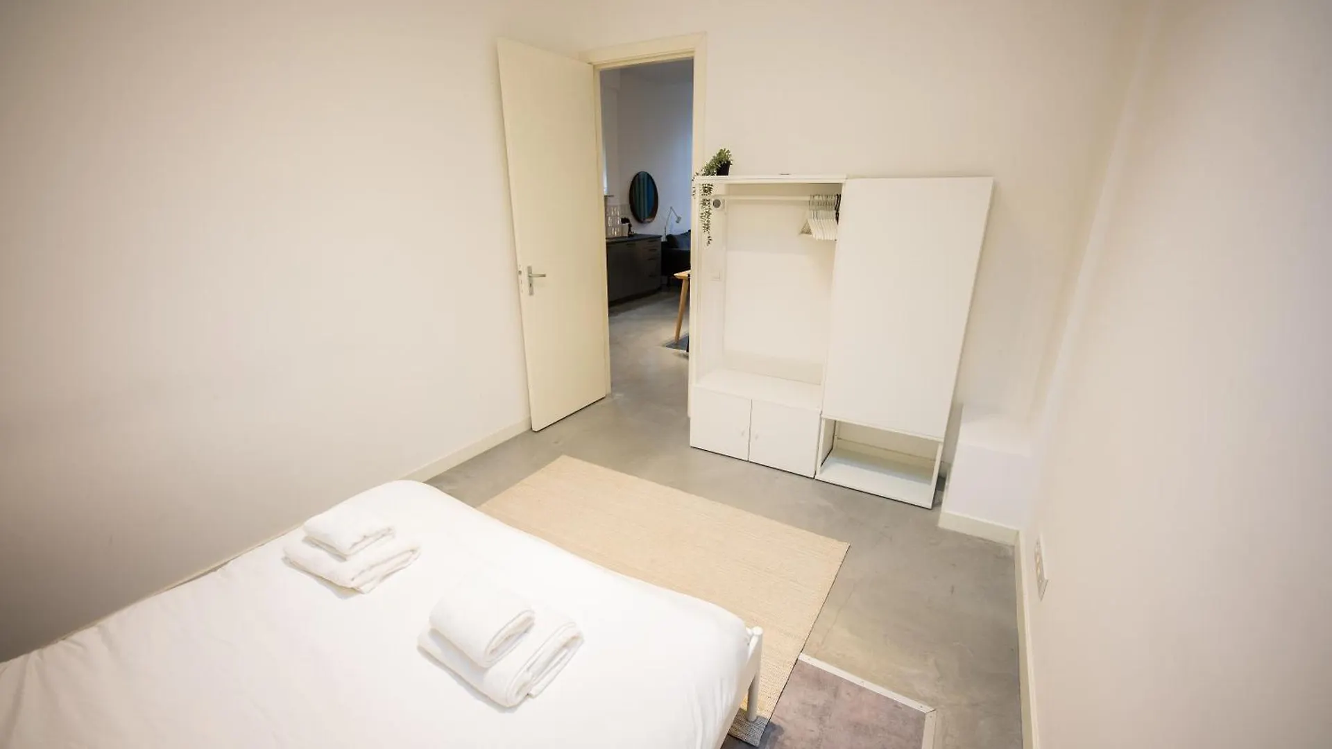 Lh - Lk Two-Bedroom Apartments Rotterdam