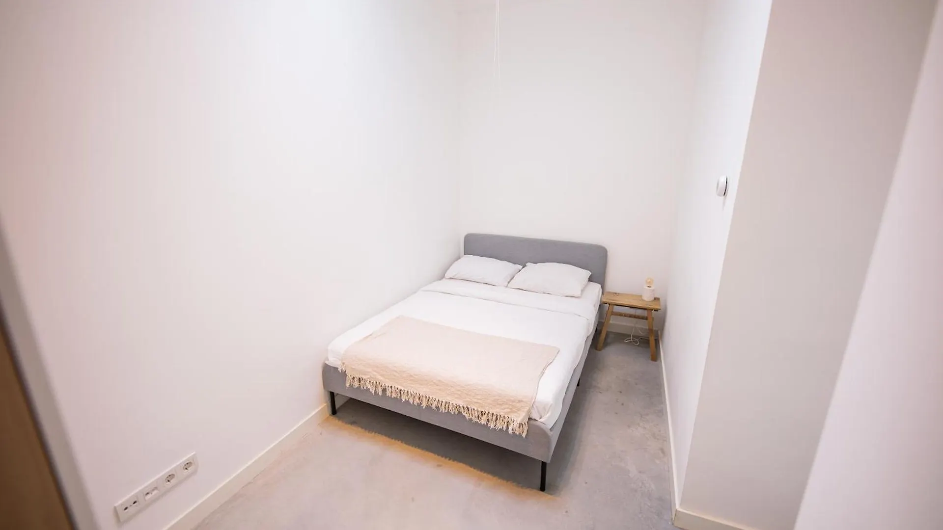 Lh - Lk Two-Bedroom Apartments Rotterdam Netherlands